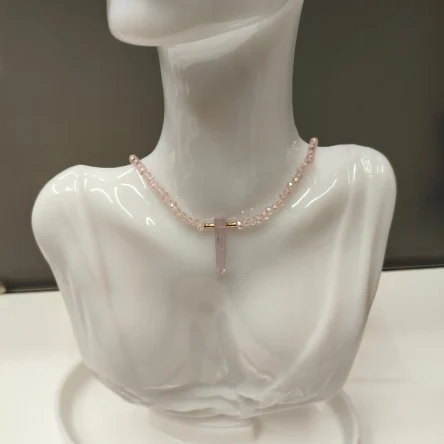 Розовы хрусталь