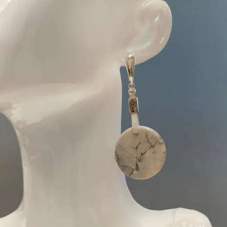 Белая бирюза