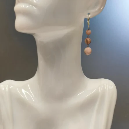 Жимолость 35